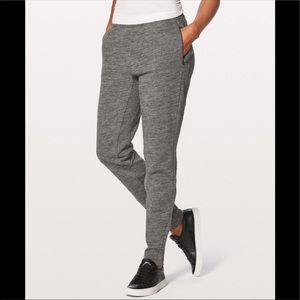 Lululemon Free To Roam Jogger